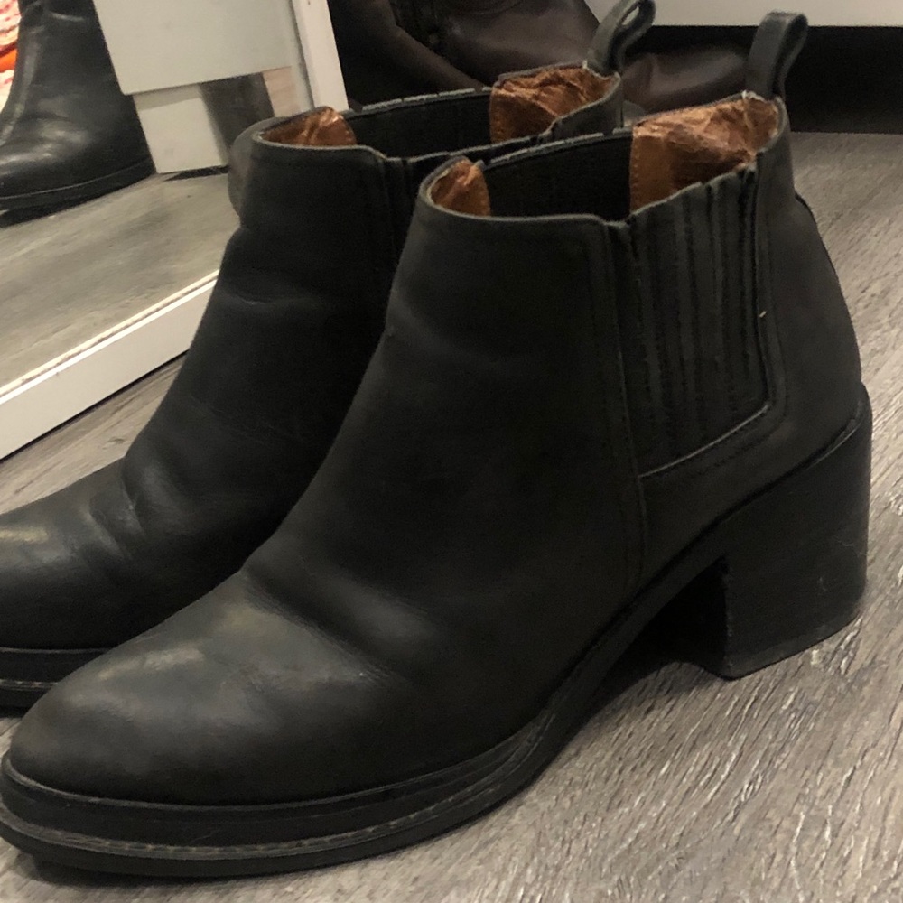 Jeffrey Campbell Black Chelsea Bootie Size 7.5